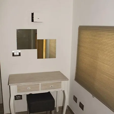 Casa Vacanze Zuara Holiday home Syracuse